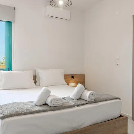 Villa Sandi With Private Pool Hersonissos (Crete)